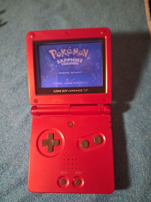Game Boy Advance SP + Carregador + Pokémon Sapphire + O Senhor dos Anéis