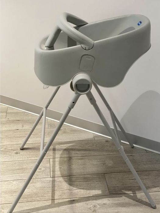 Годувальне крісло