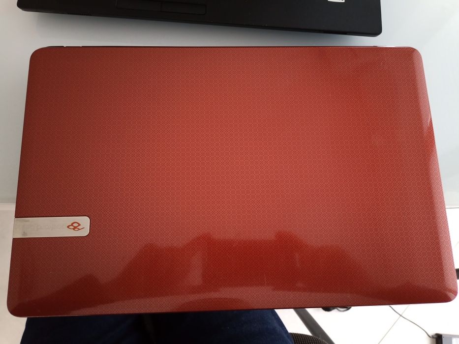 Продам ноутбук PACKARD BELL