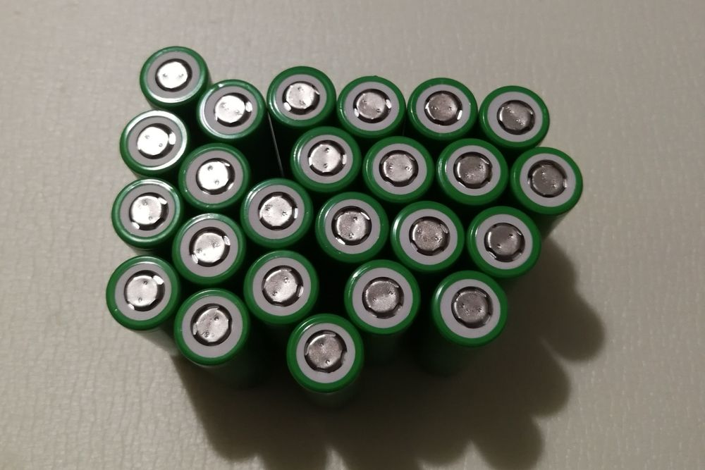 Аккумуляторы 18650 LG INR18650MJ1-2900 mha  в повербанк led лампу