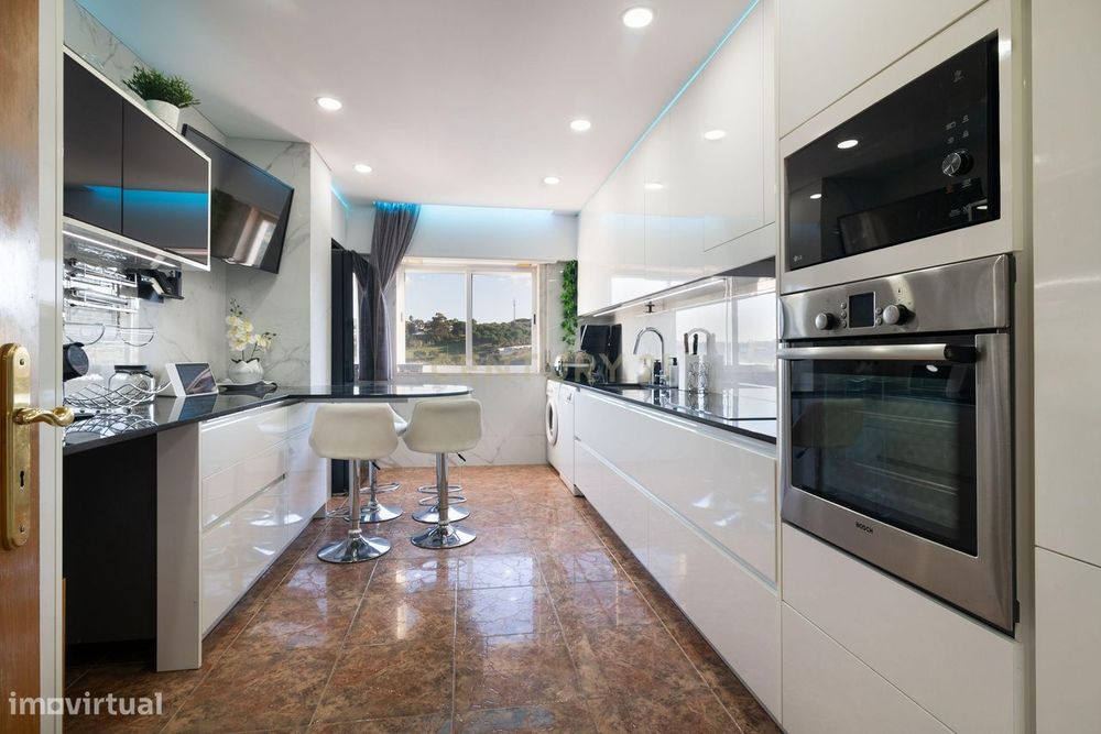 Apartamento T3 em Loures