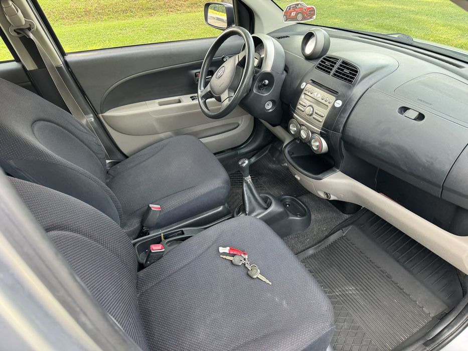 Daihatsu Sirion 1.3b 4x4 2006r klima 5 drzwi hak