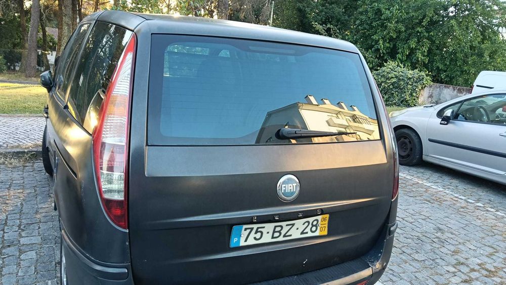carro 7 lugares fiat Ulysse
