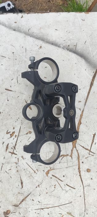 Yamaha mt125 mt 125 półka górna