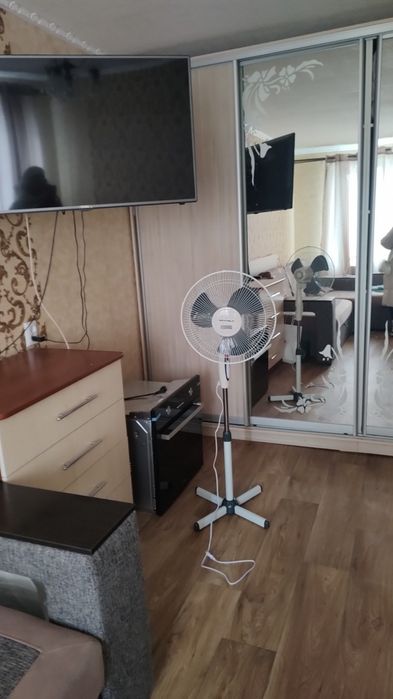 Продається 1 кімнатна квартира у місті Глухів Сумська область.