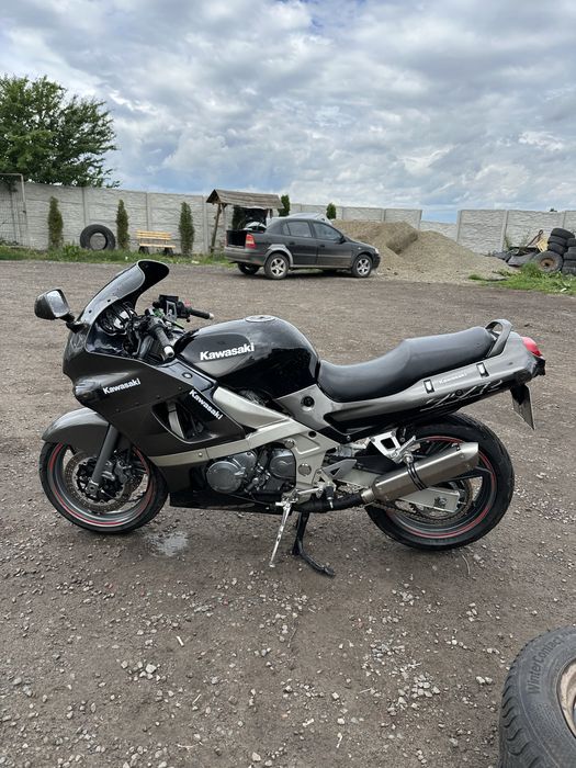 Kawasaki zzr 600