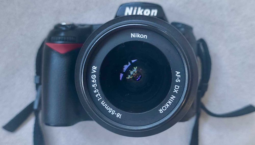 NIKKOR  DX 18-55 mm f/3.5-5.6G VR +NISSIN Di622 ( dedyk.)