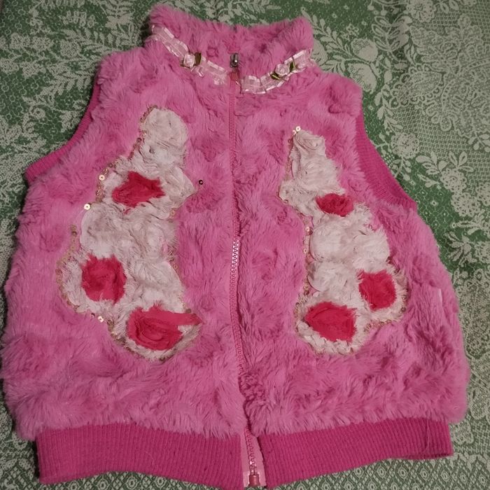 Безрукавка, жилетка