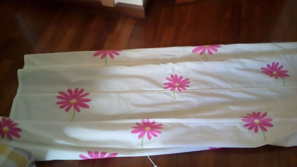 Estore em tecido64751663608705121