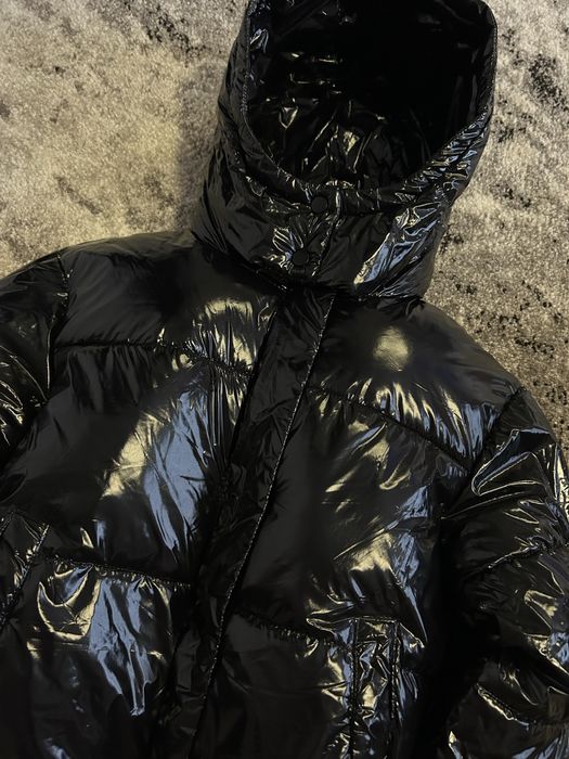 Жіноча глянцева куртка з капюшоном, Лаковий пуховик