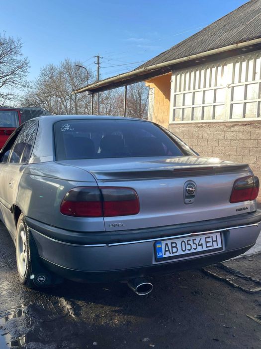Opel omega b 1995 рік