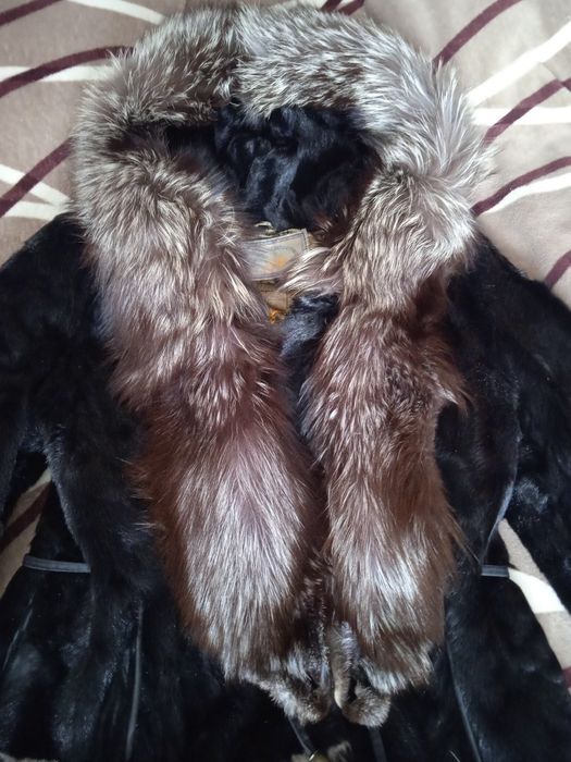 Шуба коза чернобурка