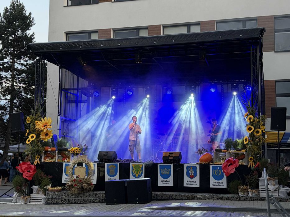 Scena Mobilna, Technika Estradowa, Nagłośnienie, Oświetlenie, Ekran, Scena, Agregat