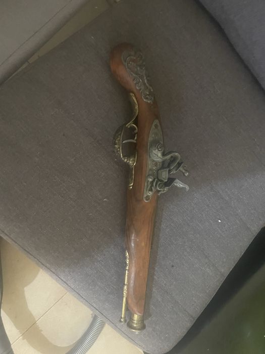 Arma antiga bom estado