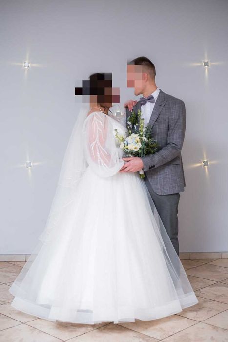 Стильна весільня сукня