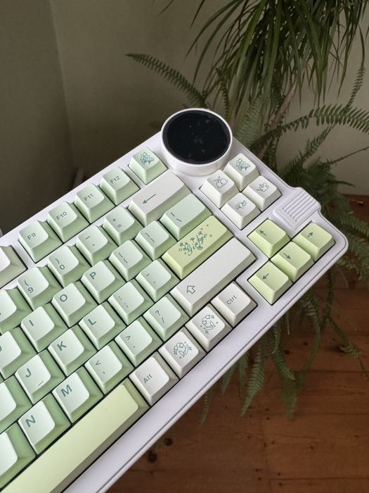 кастомная клавиатура с екранчиком, кастомна клавіатура з гарним звуком