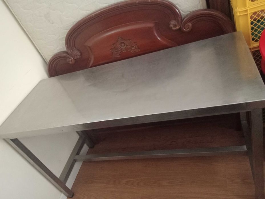 Vendo bancada de inox