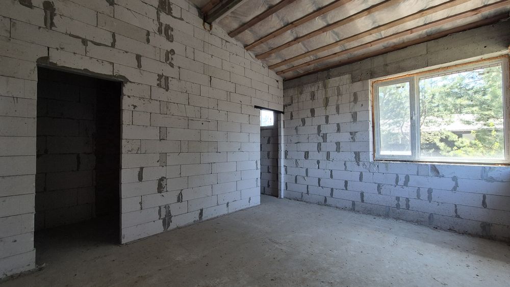 Продам заміський одноповерховий будинок під Києвом | 12 соток | Тераса | Хмільна, КМ Ялинкове | Без комісії