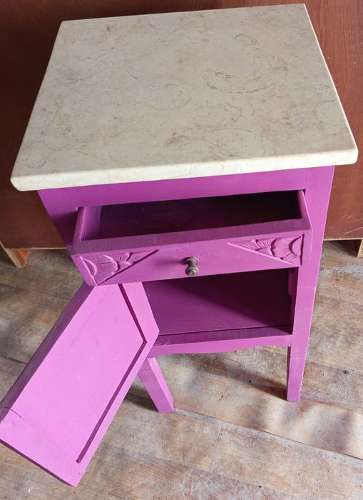 Mesa de cabeceira vintage