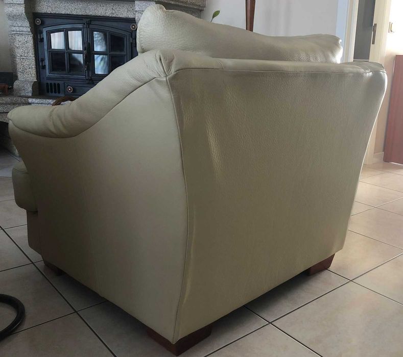 Sofás em Pele - Bege