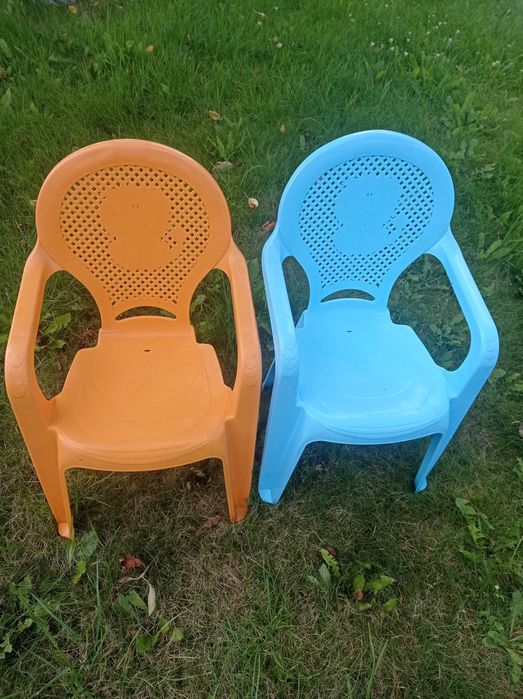 Krzesełka ogrodowe dla dzieci