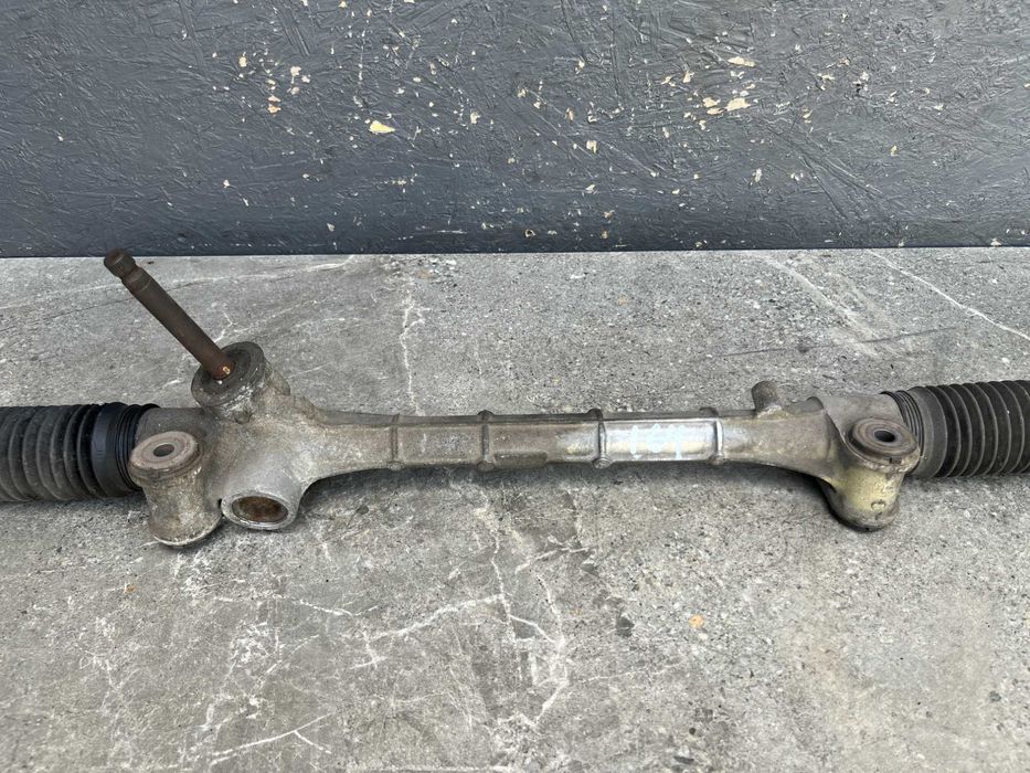 Рульова рейка Toyota Yaris P9