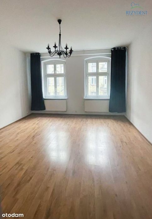 Przestronne 3 pokojowe mieszkanie w ścisłym śródmieściu Katowic