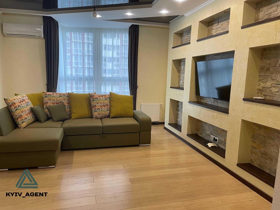 WOW! ДУУЖЕ стильна 2к квартира 70 м2 на вул Драгоманова 2-Б !