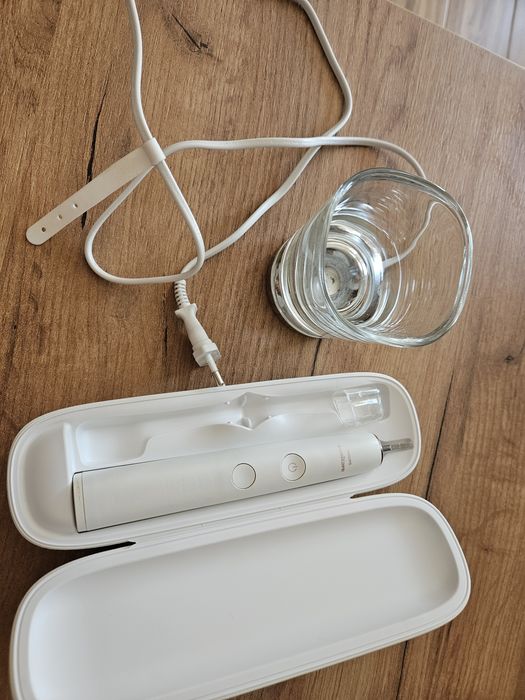 Szczoteczka soniczna philips sonisacre Diamondclean 9000