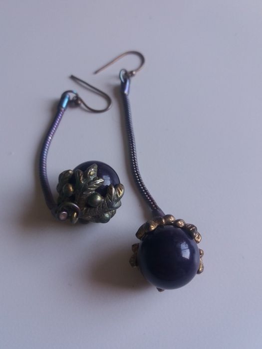 Vários brincos: Tom de Azul