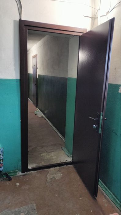 Металеві технічні двері в склад гараж кладову магазин та тамбур