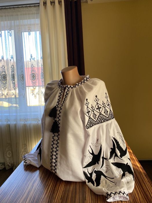 Жіноча вишиванка|жіноча блузка| машинна вишивка| вишиванки|опт|