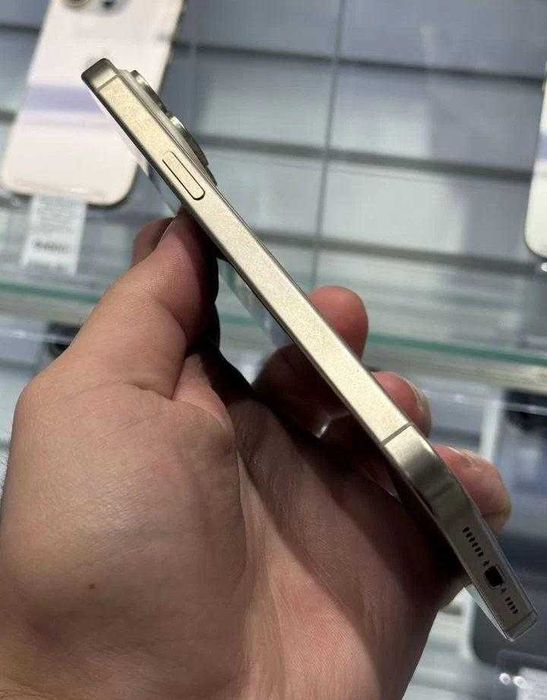 iPhone 15 Pro Max, 256 ГБ, SIM + eSIM