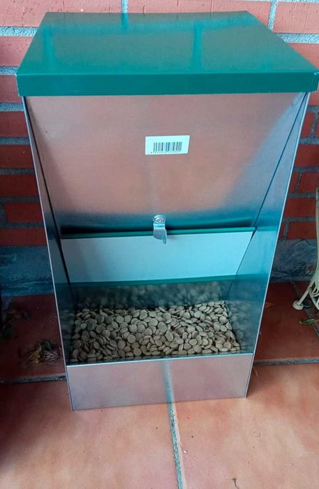 Comedouro para cães