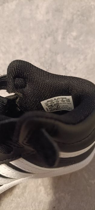 Новые детские кроссовки adidas Hoops 4.0 Mid (Размер 22) Оригинал