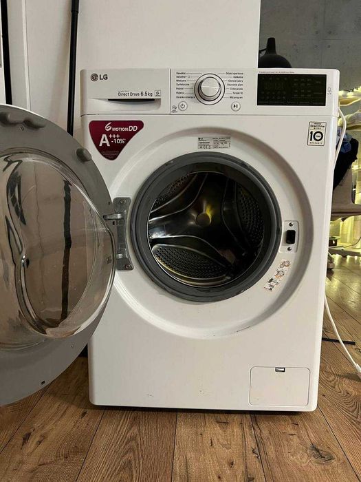 Pralka LG SLim, wsad 6.5 kg, 6 Motion / Direct Drive