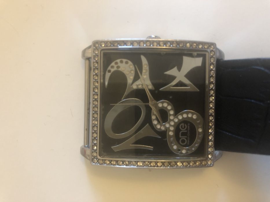 Relogio One “desocupar”