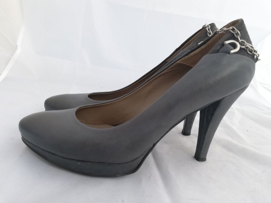 Czółenka szpilki Gino Rossi rozmiar 38 wkładka 25 cm