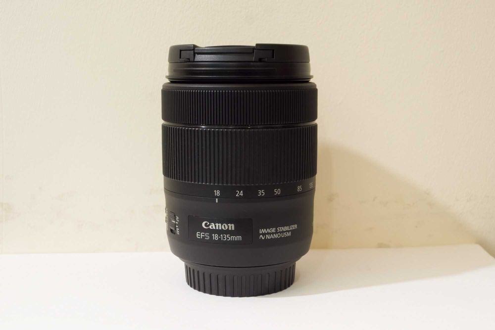 Canon 18-135 f/3.5-5.6 IS USM ! Топовая версия! Отличнейшее состояние !