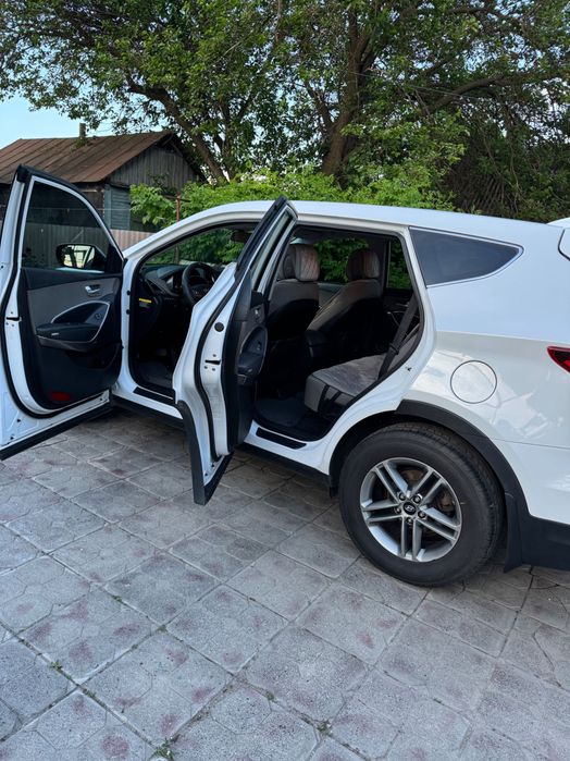 Продаж автомобіль Hyundai Santa Fe