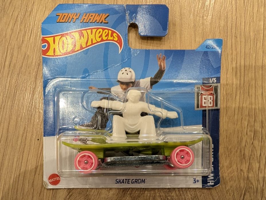 Hot wheels - skate grom i draggin wagon