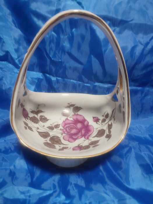 Коростень  цукорниця фарфорова, стан нової..