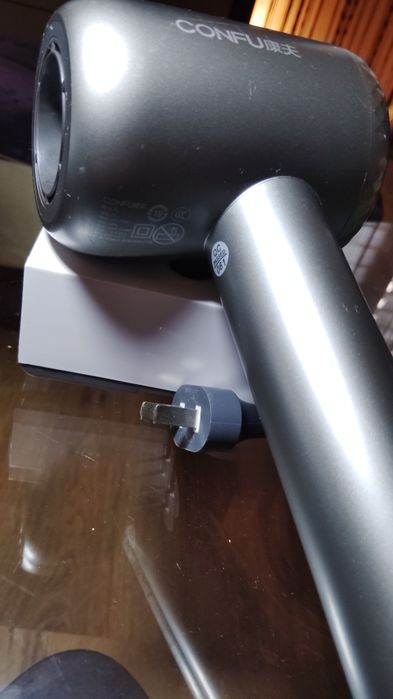 Suszarka profesjonalna CONFU