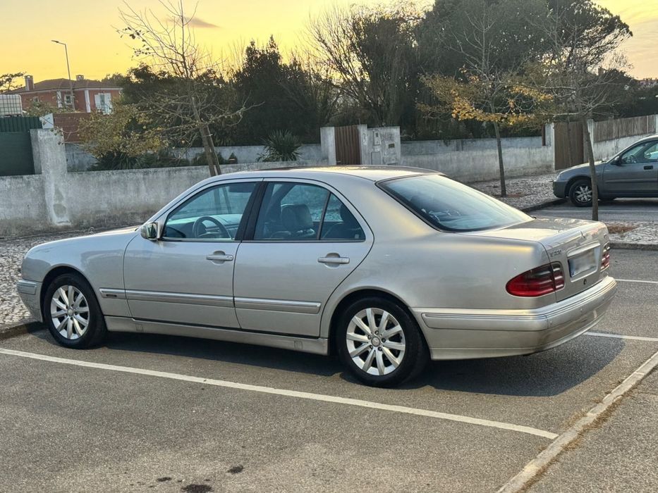 Mercedes E220 CDi Automatica — photo 3