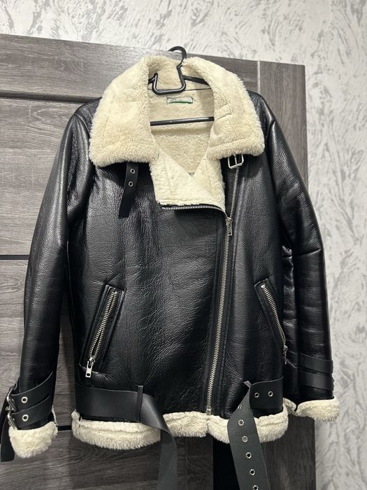 Продам дубльонку в гарному стані !