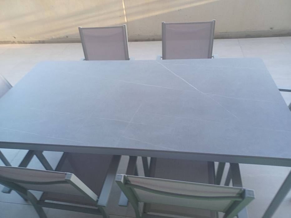 Mesa exterior + 6 cadeiras