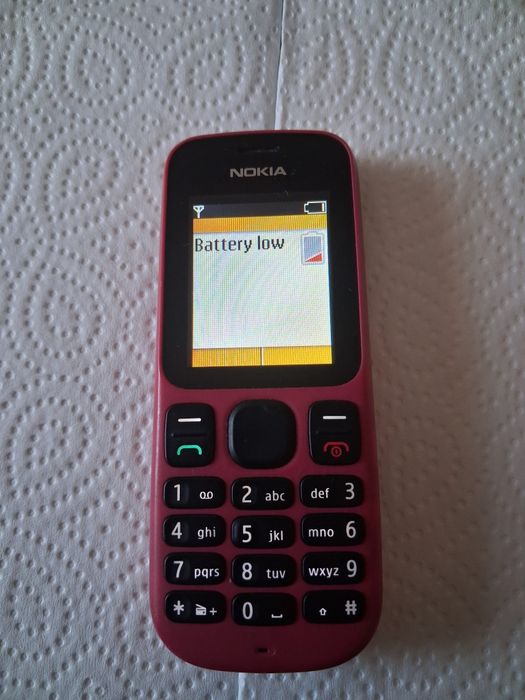 Nokia 100 czerwona sprawna