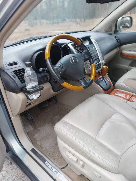 Позашляховик Lexus RX 400H (гібрид)