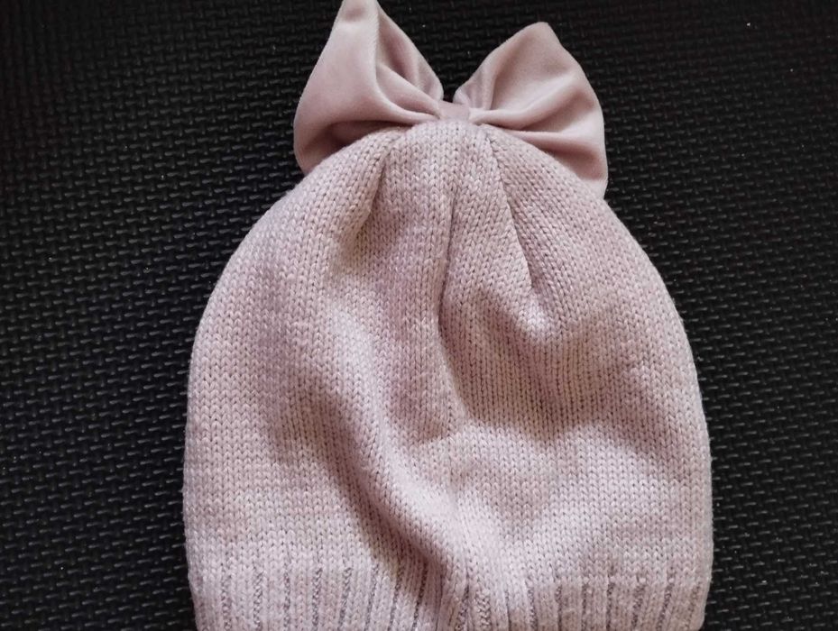 Czapka niemowlęca 5*10*15 dla dziewczynki , obwód głowy 44-46 cm