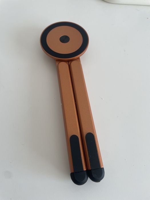 Suporte Magnético Universal para Telemóvel, Tablet, Laptop e Livro